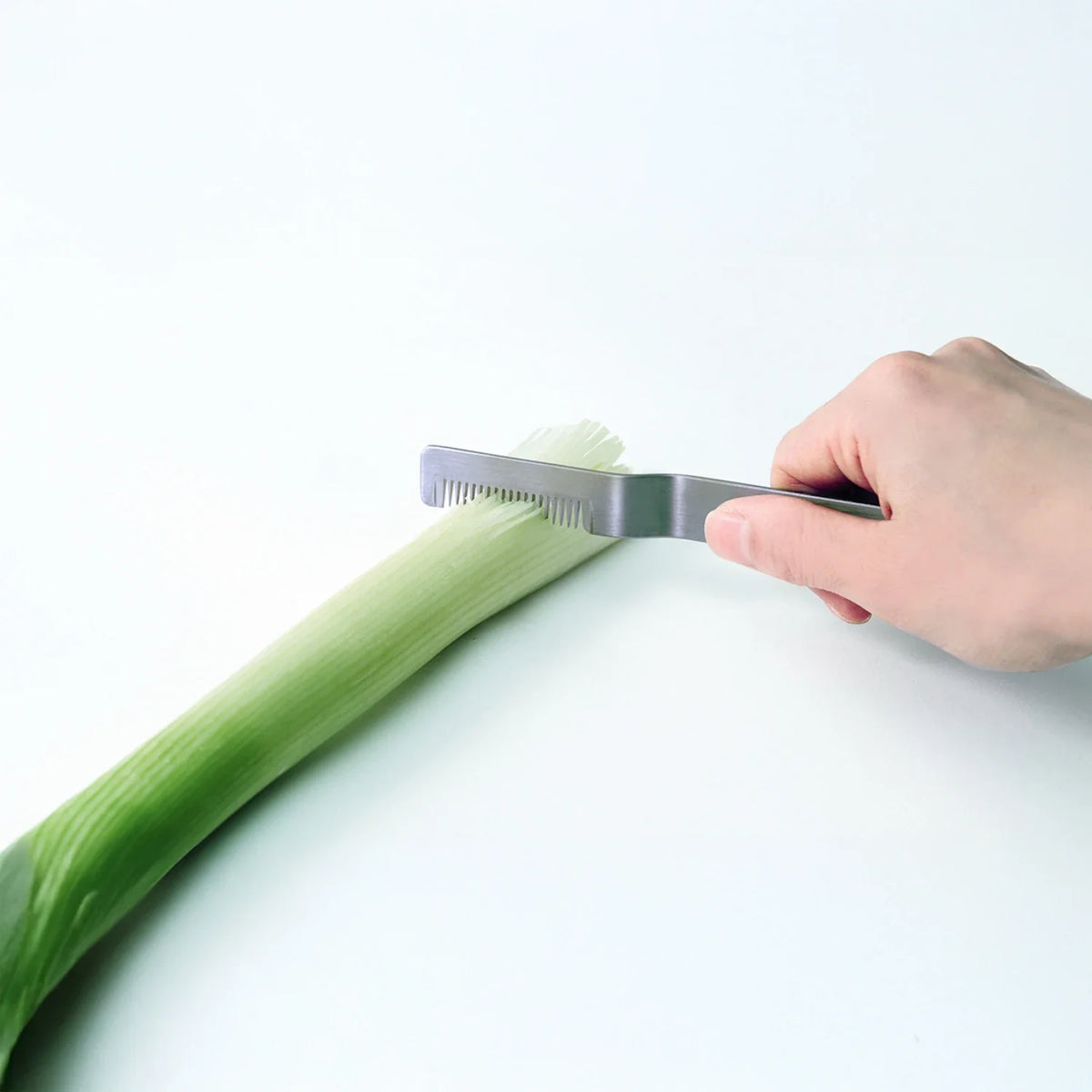 Eatoco Saku Coupe-Poireau – Outil Japonais en Acier Inoxydable pour Légumes Fibreux