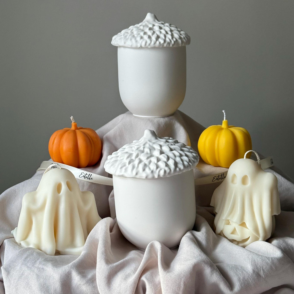Bougie en cire de soja « Acorn Jar » : Pot en jesmonite fait main, Senteur d’automne