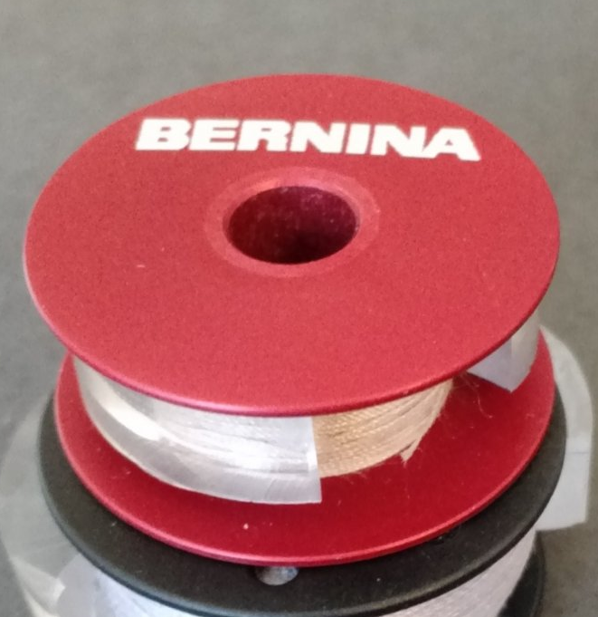 Bernina Q16/Q20/Q24 Canette Classe M