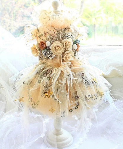Robe florale d'automne pour chien | Tenue élégante de saison pour chien