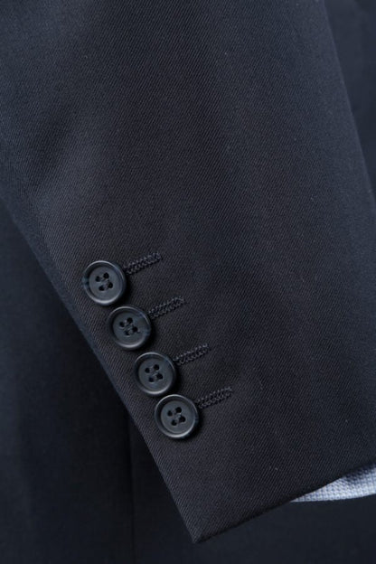 CRÉEZ VOTRE TENUE : Costume ajusté bleu marine (La tenue comprend un costume 2 pièces, une chemise, une cravate ou un nœud papillon, une pochette assortie et des chaussures)