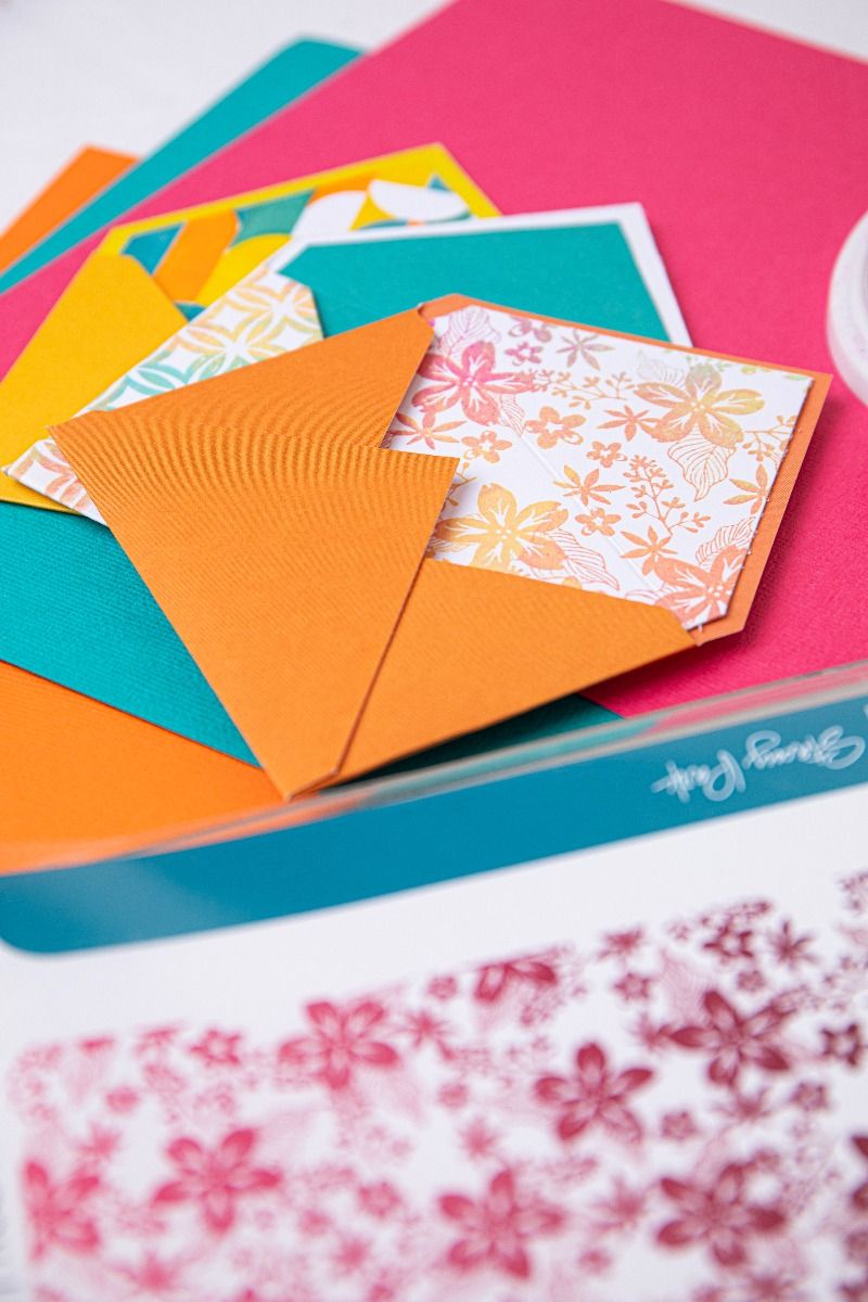 Sizzix Clear Stamp Set Cosmopolitan, Petals par Stacey Park