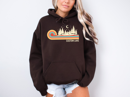 Sweat à capuche unisexe camping rétro années 70 | Vêtements de lac