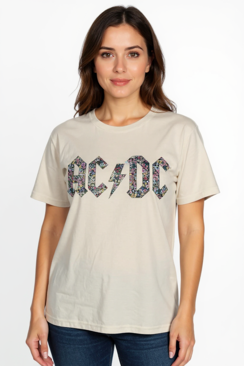AC/DC - T-shirt "Lettres Florales" - Beige