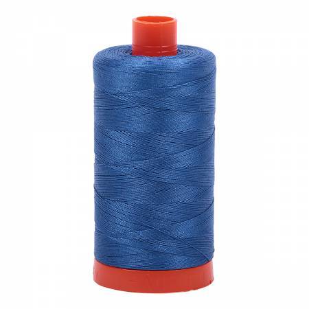 Fil Aurifil n°2730 Bleu de Delft uni