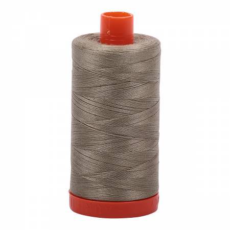 Fil Aurifil n° 2900 Vert kaki clair uni
