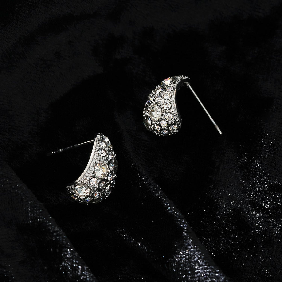 ADALAJ Or Blanc (Tons Argentés) : Boucles d'oreilles clous en zircon pavé, forme goutte d'eau – Affirmation de Confiance
