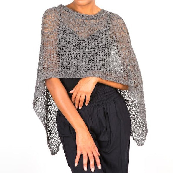 Poncho court en tricot Popcorn - Gris