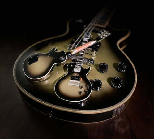 Guitare miniature Adam Jones Les Paul Custom Antique Silverburst