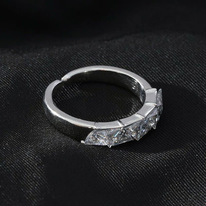 Style ALLY Or blanc (tonalité argentée) : Bague sertie de zircones cubiques