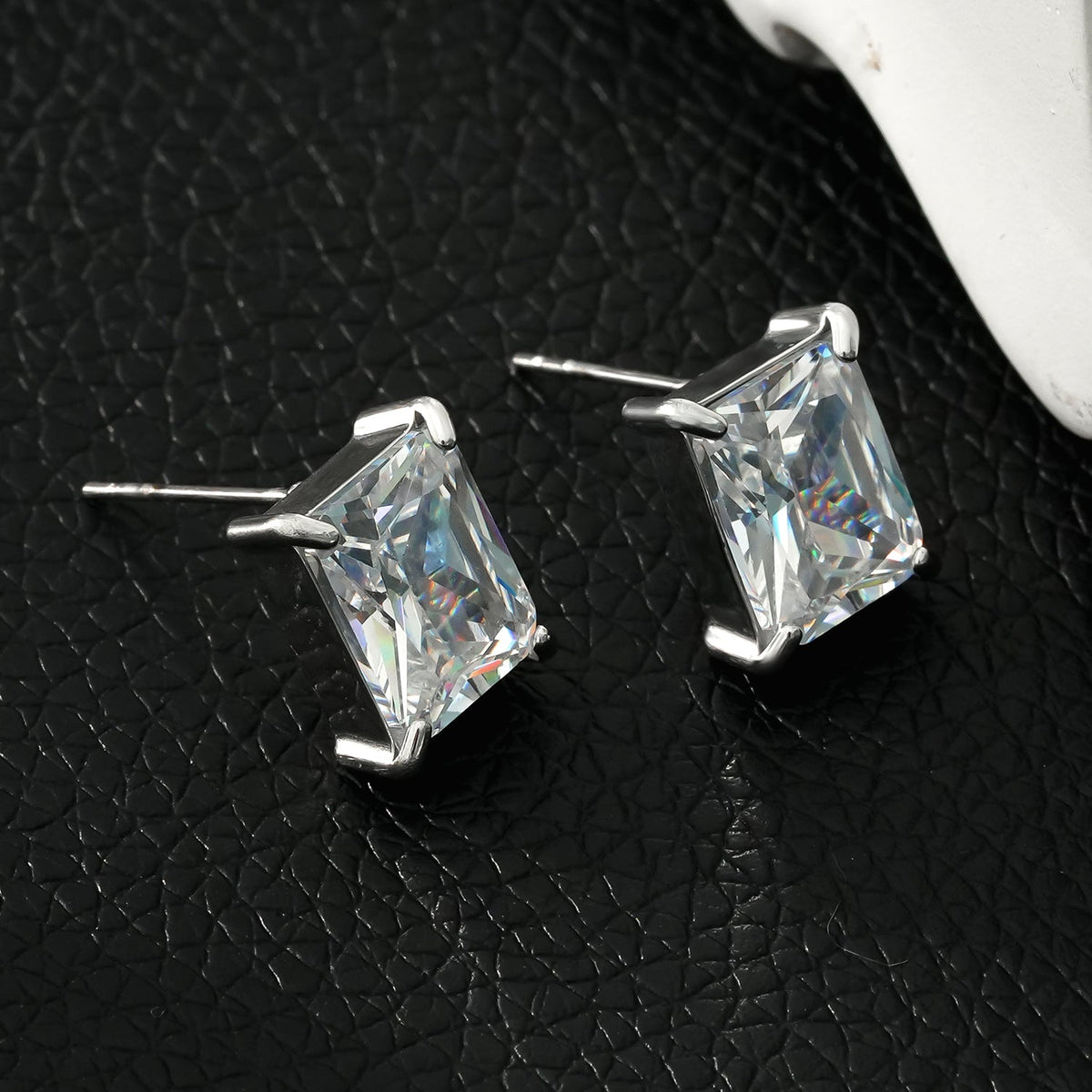 ATTAQUAS Silver : Boucles d'oreilles clous quotidiennes en Zircone Cubique (CZ) coupe Carré vintage
