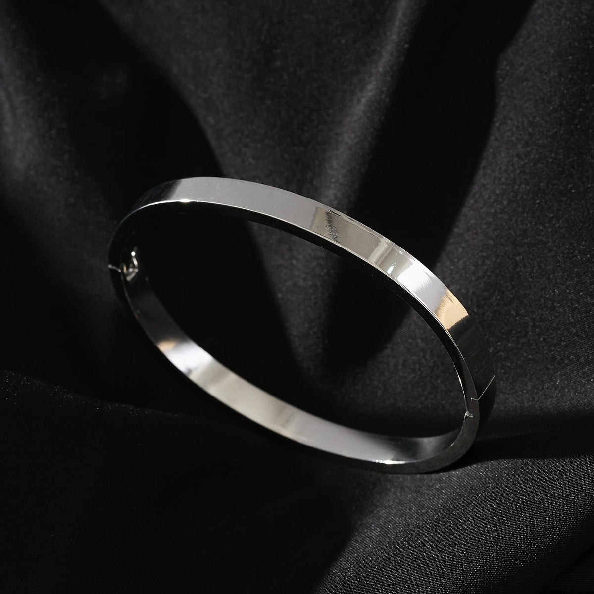 ATTILI : Bracelet jonc minimaliste classique en argent