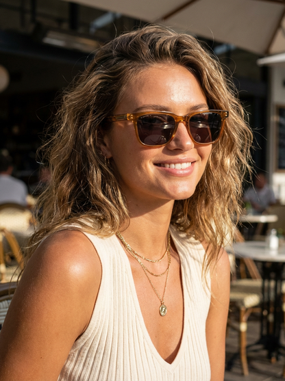 Boléro Vale — Black Classic Square Sunglasses