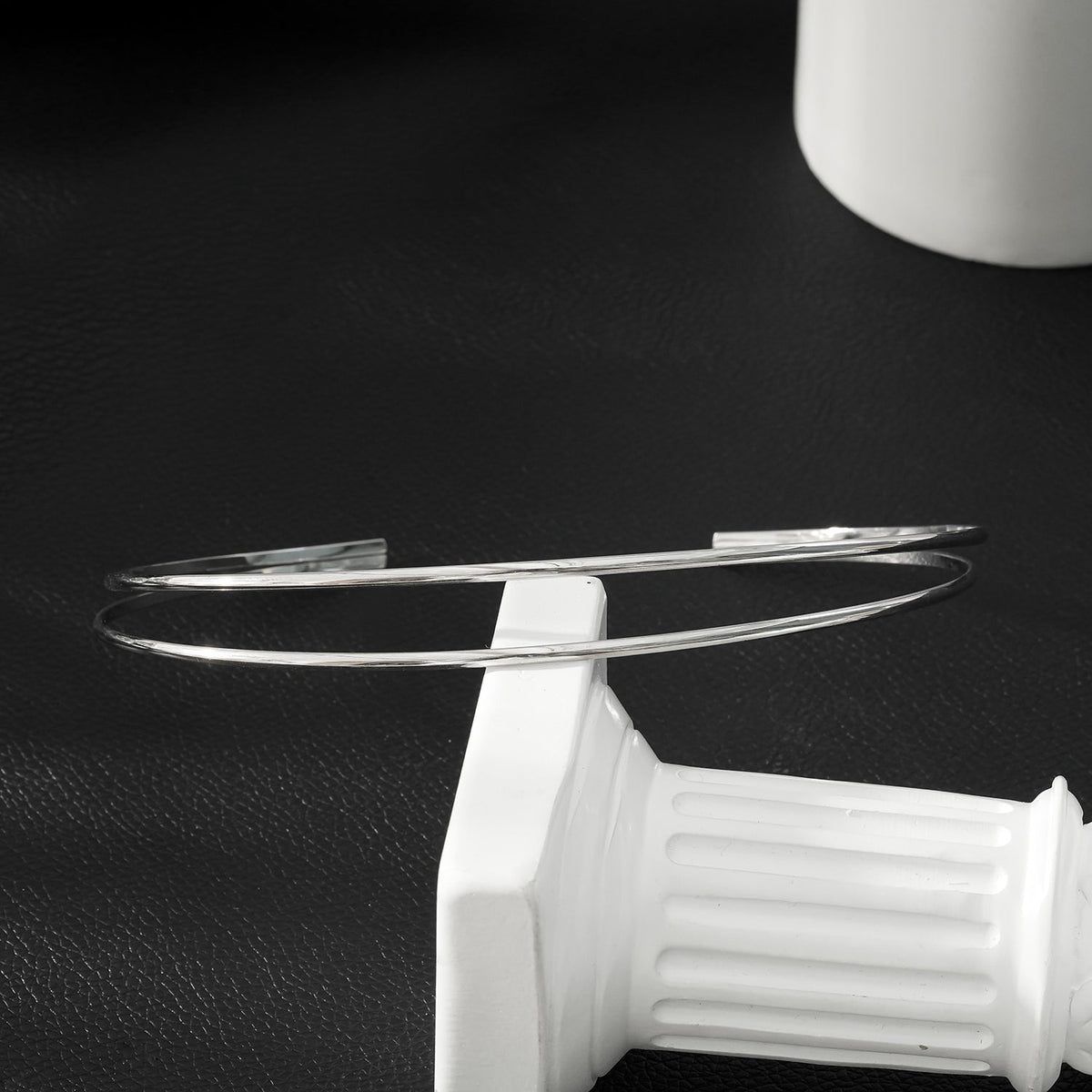 BETHANIE Argent (Or Blanc) : Collier ras-du-cou double bande.