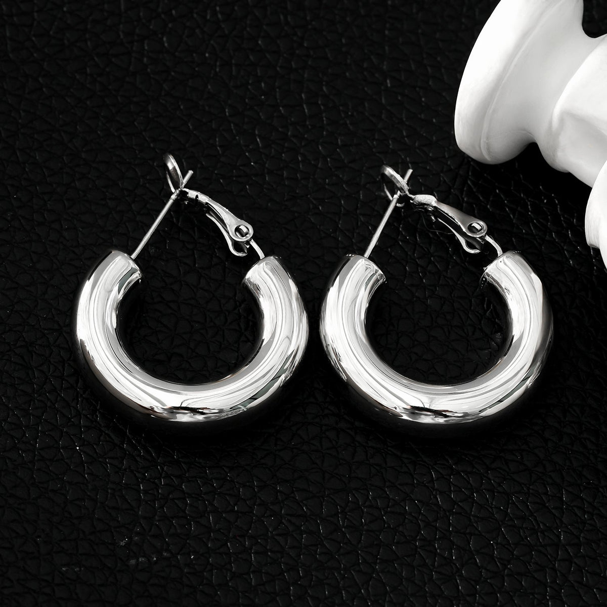 BLYDE Silver (White Gold): Semi-Wide Essential Hoop Earrings (2.5cm)