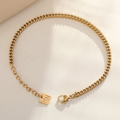 BRIELLA Bracelet chaîne maille cubaine en or