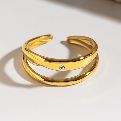 CARMELITA : Bague solitaire double bande minimaliste moderne en zircone (CZ)