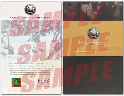 MAILLOT BLANC DES BLACKHAWKS DE CHICAGO, NUMÉROTÉ 1/4, SIGNÉ PAR BOBBY ORR - AVEC CERTIFICAT D'AUTHENTICITÉ GNR