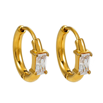 Style CONWYN : Créoles Rétro avec un Charm en Zircone Transparente Sertie en Or.