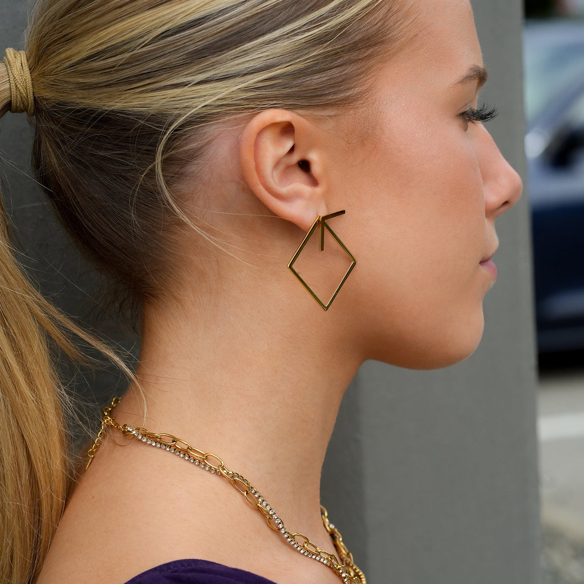 COSTINA : Boucles d'oreilles pendantes et clous à motif géométrique
