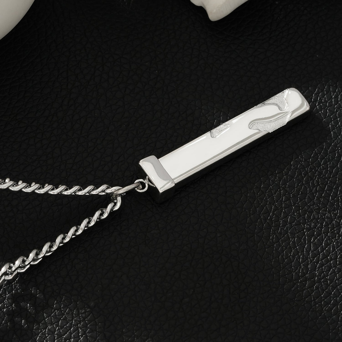 DAKARIA SILVER (White Gold): Chipped Effect Geometric Pendant on a Link Chain For Men & Women