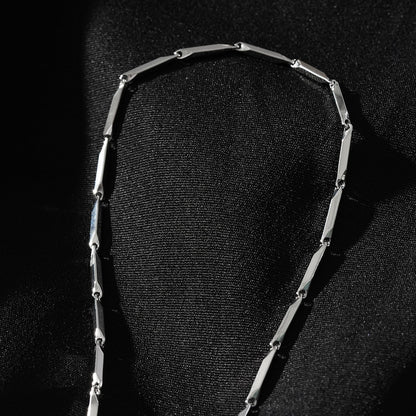 Collier Chaîne Perles Forme Géométrique Minimaliste GUMIA Argent
