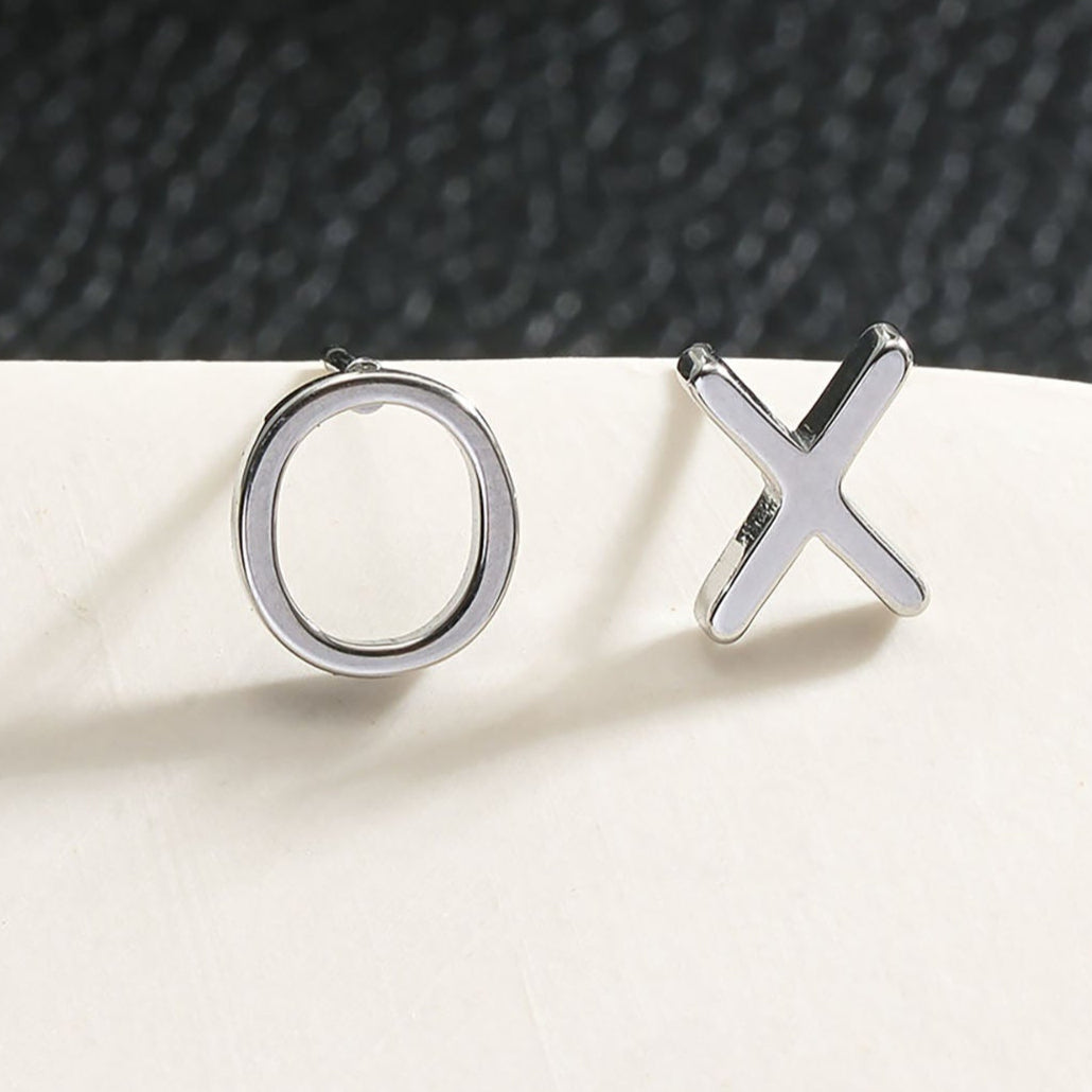 OX Argent (Or blanc) : Boucles d'oreilles clous Baisers, Câlins et Éclat