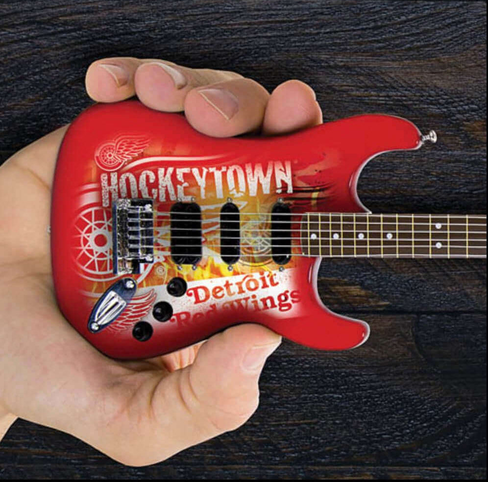 Mini-guitare de collection de 10 po des Red Wings de Detroit
