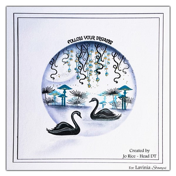 Lavinia Stamp - Cygnes