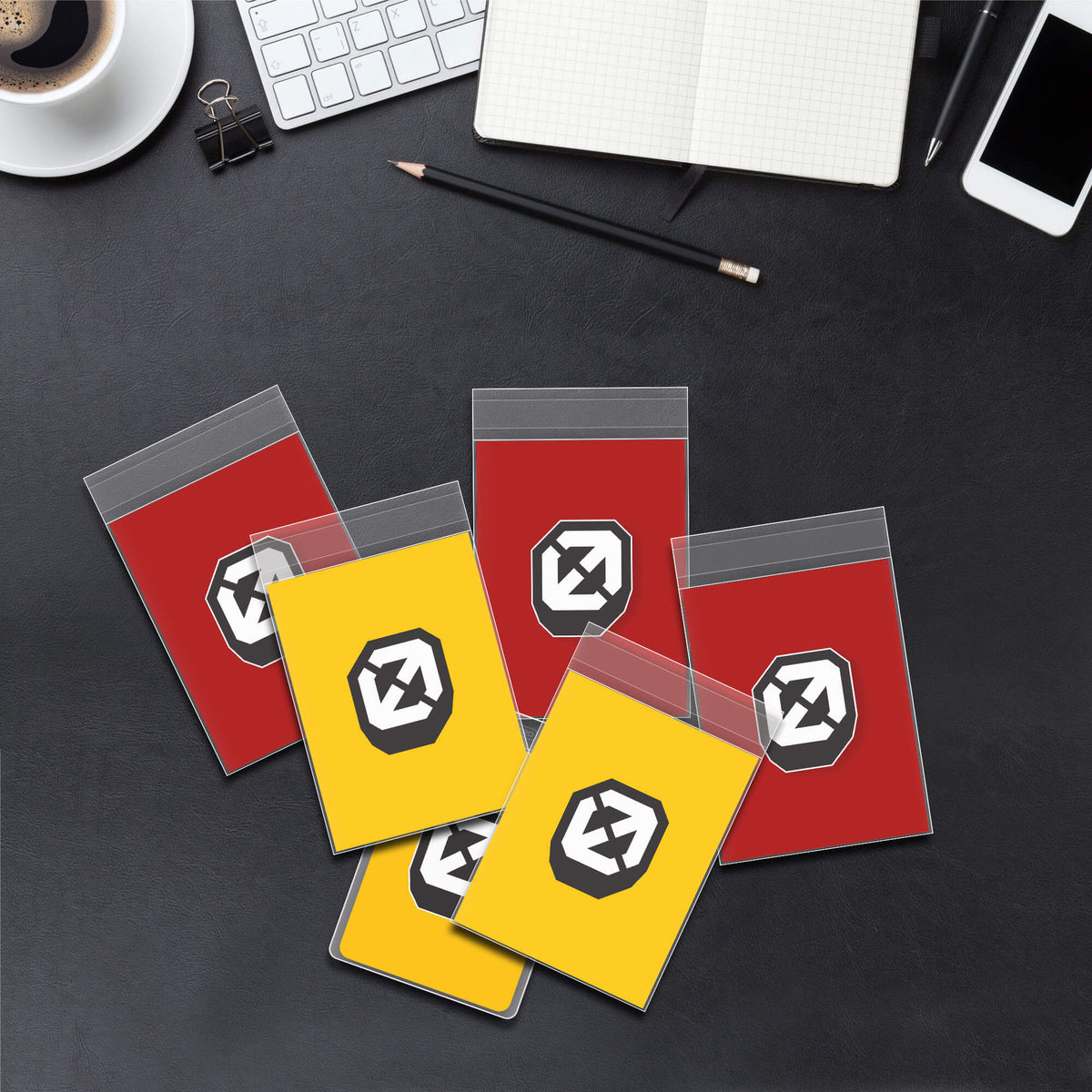 Protège-cartes grand format – Convient aux cartes épaisses jusqu'à 180pt (Paquet de 100)