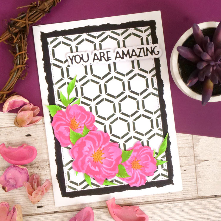 Pour l'amour des masques - Carrelage floral en nid d'abeille en couches