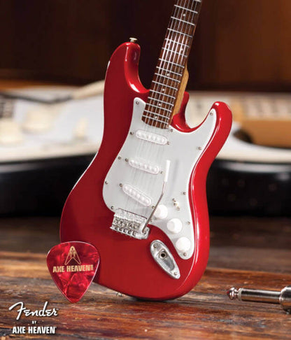 Réplique de guitare Fender™ Stratocaster™ rouge classique