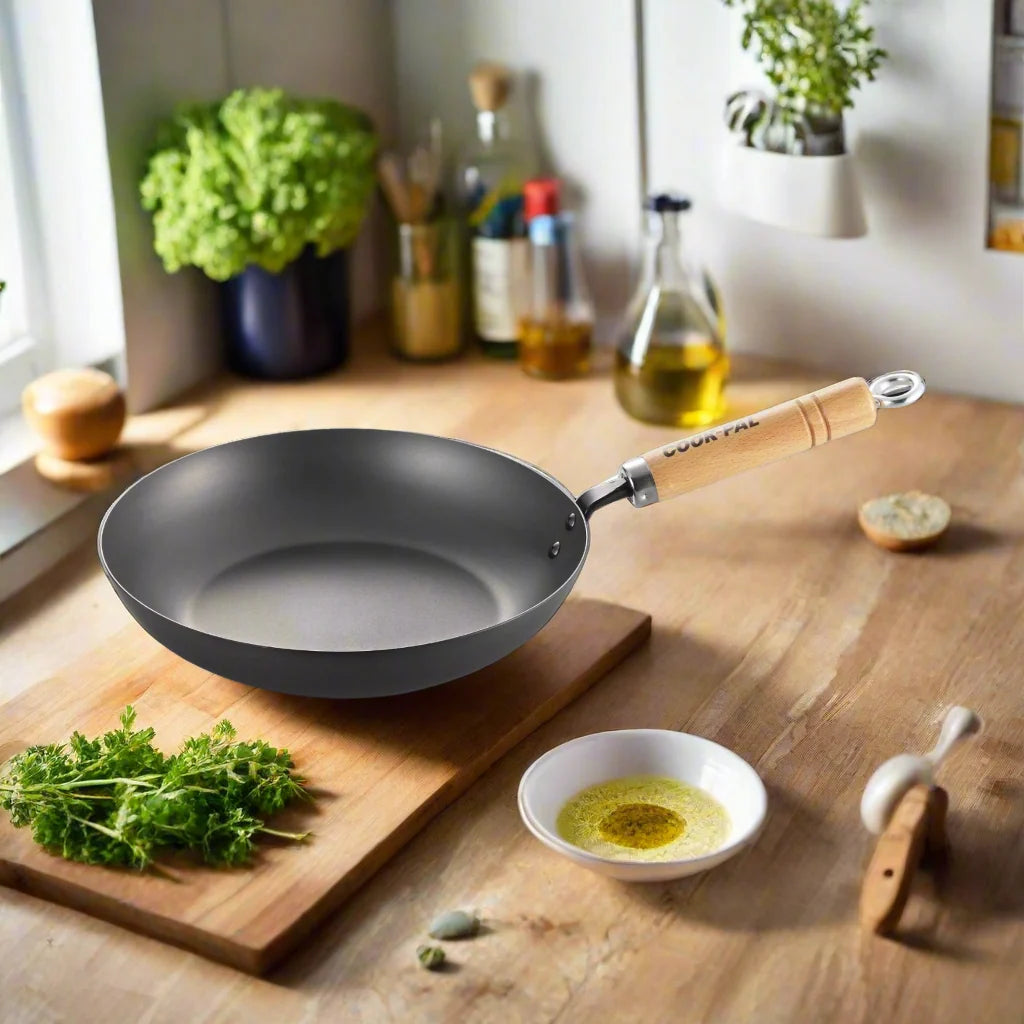 Poêle en acier au carbone nitruré Yoshikawa Cook-Pal Ren 24 cm – Fabriqué au Japon