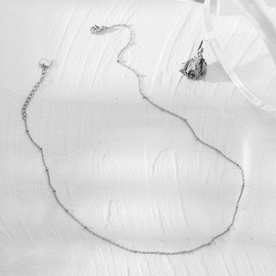 Collier en chaîne d'argent perlée GENOA