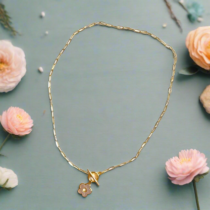 Collier chaîne avec pendentif en nacre
