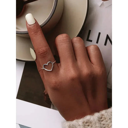 925 Sterling Silver Minimal Heart Band Ring