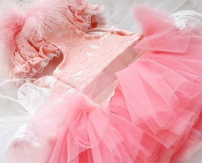 Robe Tutu en Plumes pour Chien | Tenue Élégante et Formelle pour Chien