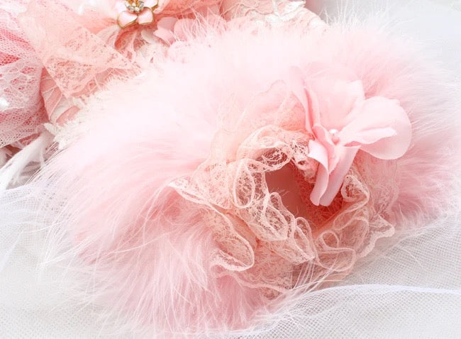 Robe Tutu en Plumes pour Chien | Tenue Élégante et Formelle pour Chien