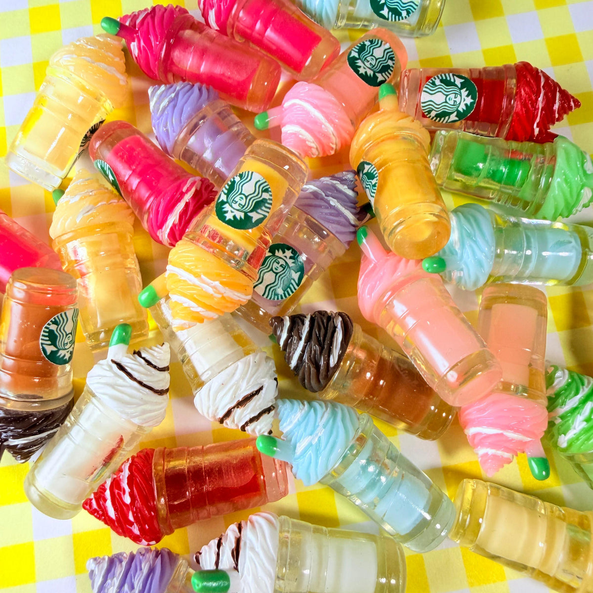 Breloques de boisson Frappuccino mixtes pour l'artisanat de bricolage