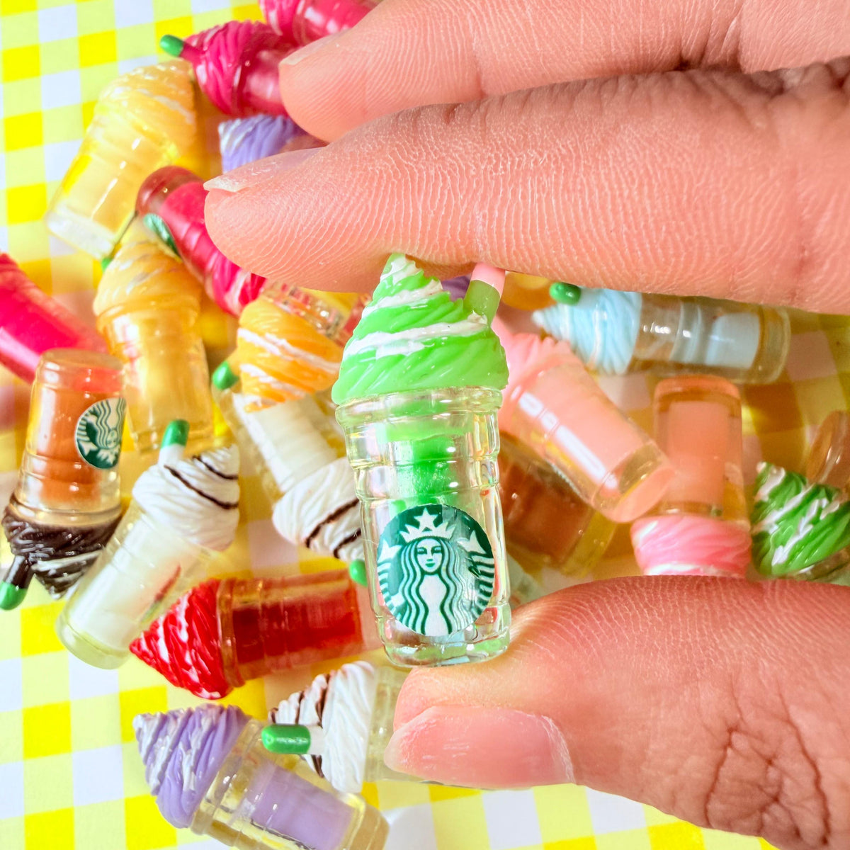 Breloques de boisson Frappuccino mixtes pour l'artisanat de bricolage