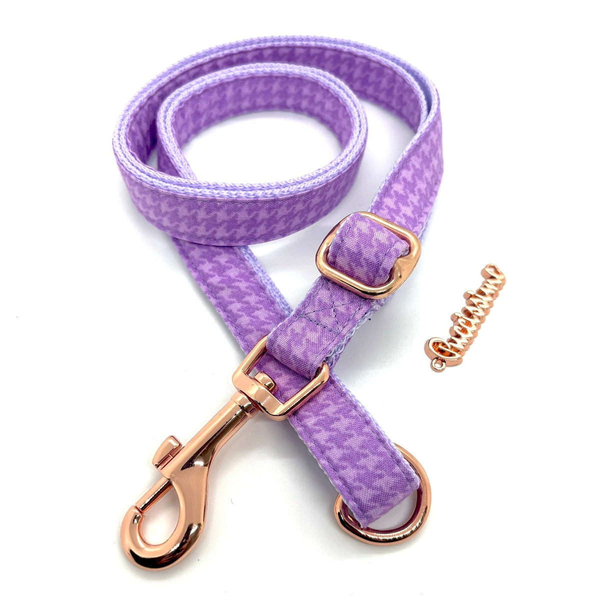 Mauve collar