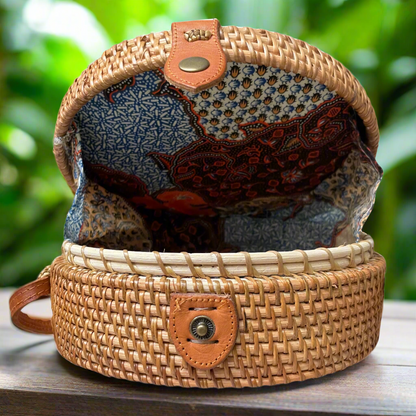 Oval Rattan Purse - Natural