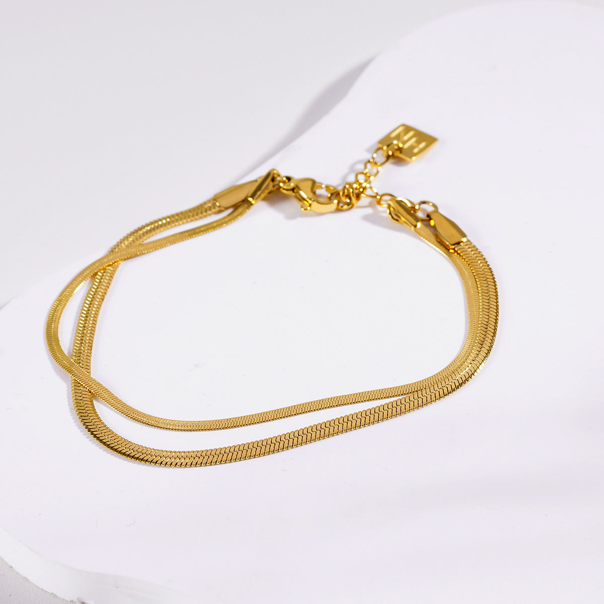 INESE : Bracelet doré à 2 rangs texturé façon peau de serpent