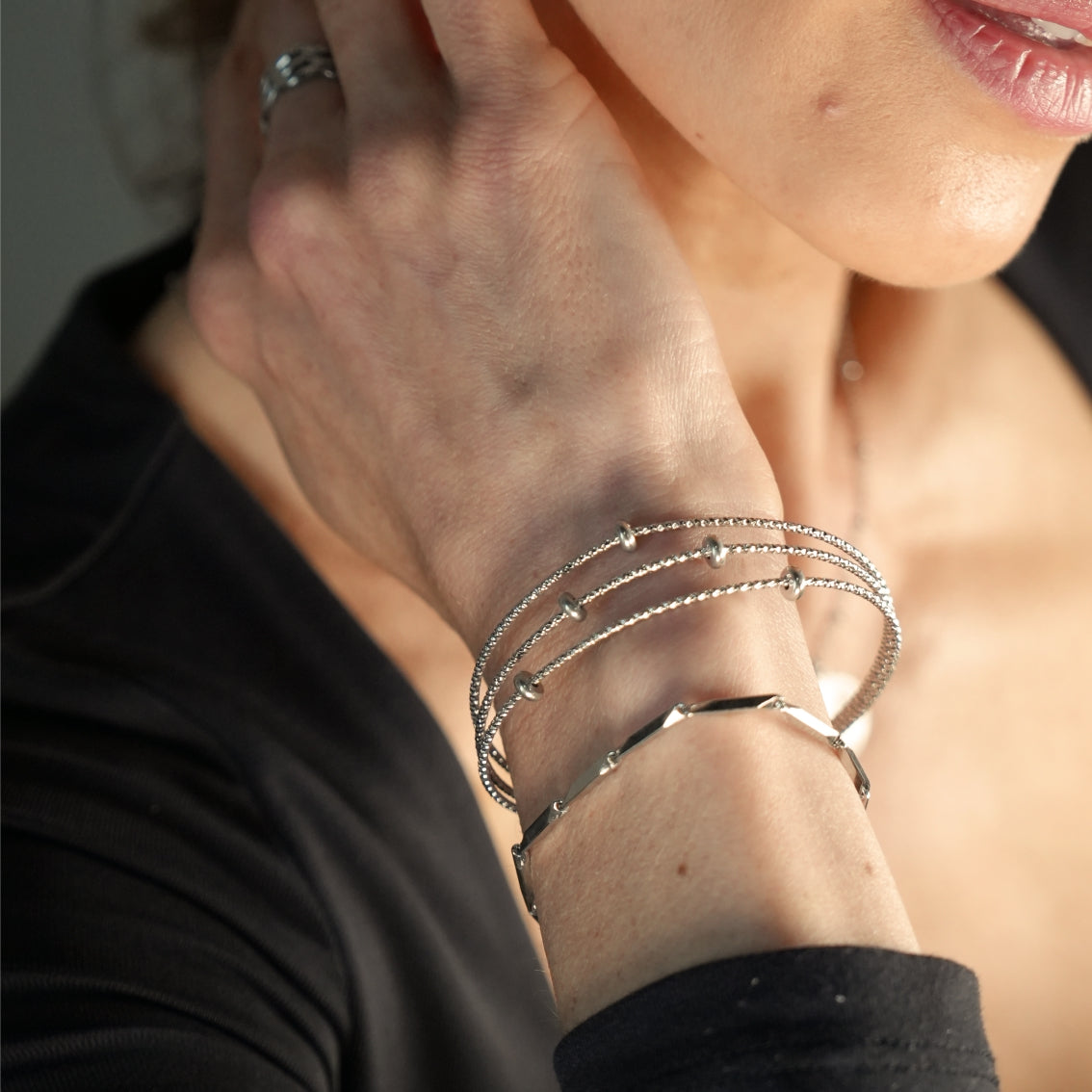 Style ITARSI Argent : Bracelet chaîne à perles géométriques minimalistes