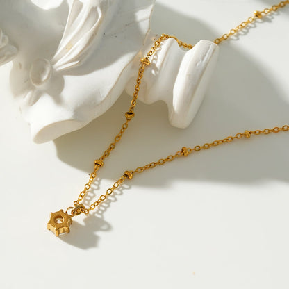KADIRI Or : Pendentif Solitaire Zirconia sur un collier chaîne de perles
