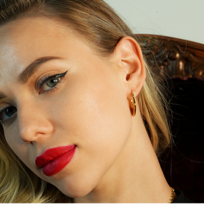 KAMIRA Or : Boucles d'oreilles créoles géométriques asymétriques