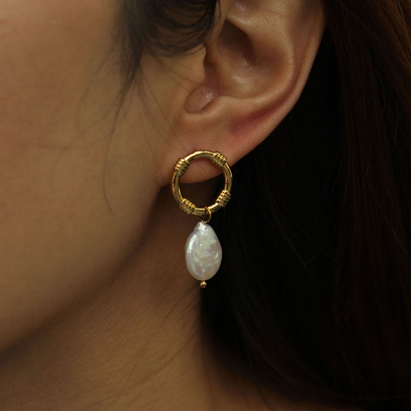 Boucles d'oreilles KINSLEY en perles d'eau douce naturelles