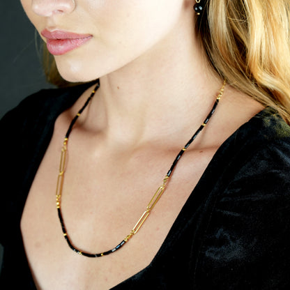 Collier chaîne trombone perlé LORENA noir et or