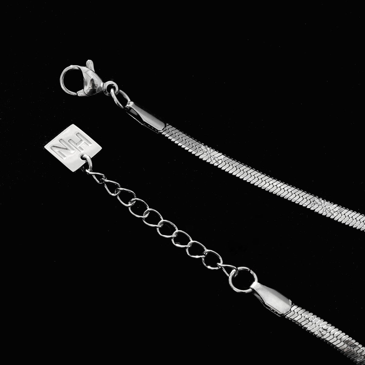 MUKER : Bracelet Chaîne Argent Texturé Peau de Serpent Gaufré Étoile