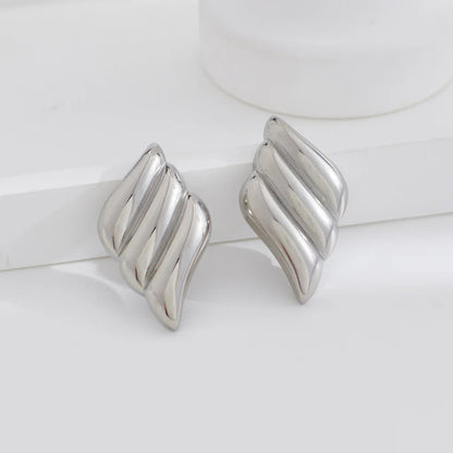 Winged Geometry Studs